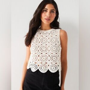 MOUSSY White Crochet Sleeveless Semi Sheer Scallop Floral Lace Top Blouse Small